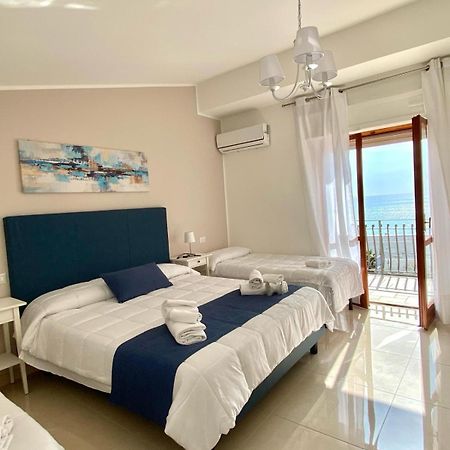 فاليرنا Vista Al Tramonto B&B المظهر الخارجي الصورة