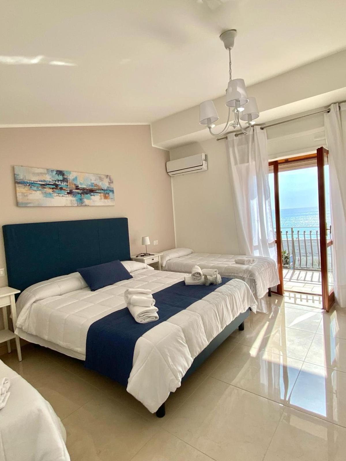 فاليرنا Vista Al Tramonto B&B المظهر الخارجي الصورة